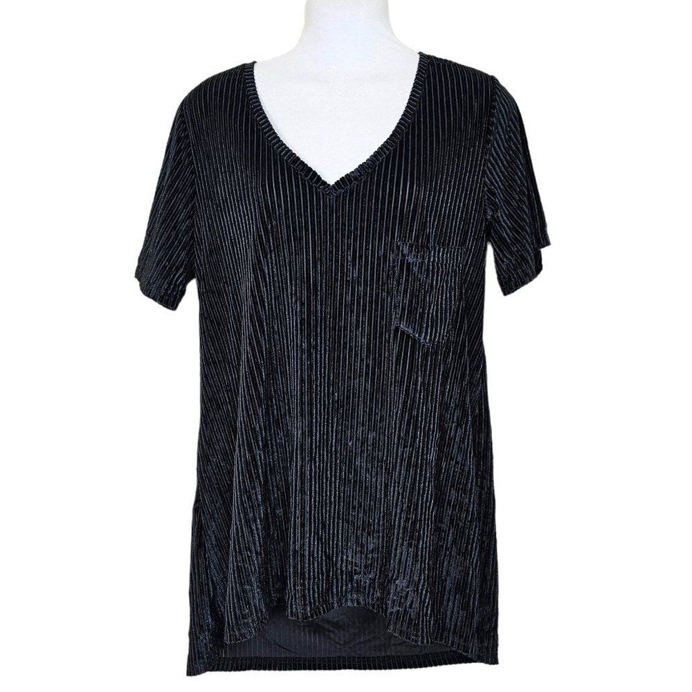 POL Black Velvet Pocket Short Sleeve Ribbed High-Low V-Neck Top Size Small